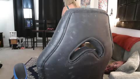 EroticSiren2 online show from January 16, 9:59 am