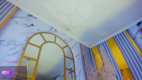 TINY  online show from February 12, 4:01 am