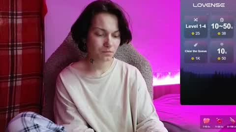 esajukyy online show from September 15, 2:28 pm