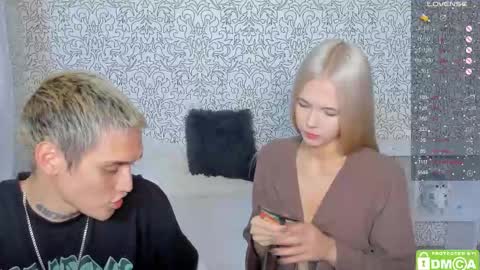 Megan and Brad online show from November 9, 1:09 pm