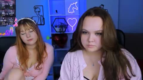 esma_shine online show from September 24, 7:50 pm