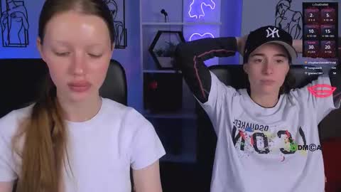 esma_shine online show from October 6, 7:11 pm