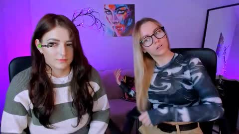 esma_shine online show from October 17, 7:27 pm