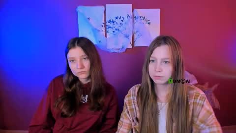 esme_moore_ online show from October 30, 9:55 am