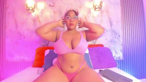 esmeralda online show from January 6, 9:08 am