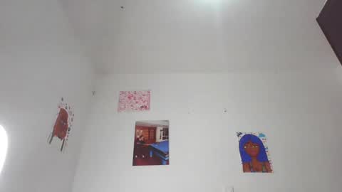 Snapshot of esmeralda_parck chatting on January 1, 5:44 pm Esmeralda parck online show from January 1, 5:44 pm