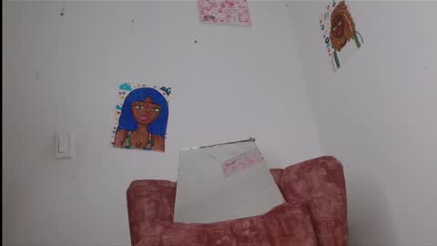 Snapshot of esmeralda_parck chatting on March 10, 7:07 pm Esmeralda parck online show from March 10, 7:07 pm