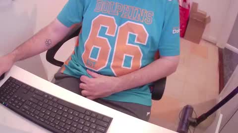 Morph online show from December 1, 8:42 pm