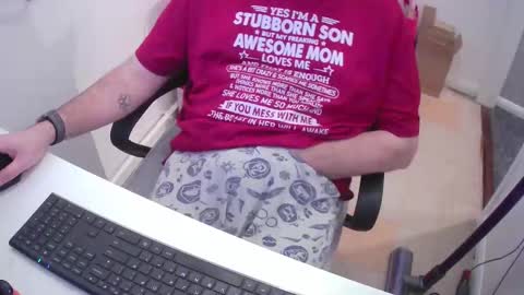 Morph online show from December 7, 9:44 pm