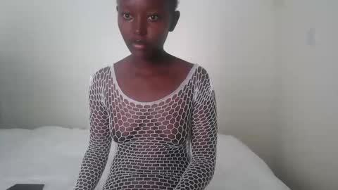 essypetite online show from November 18, 1:48 pm