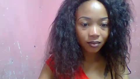 estelah20 online show from October 3, 5:15 am