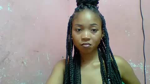 estelah20 online show from November 14, 8:13 am