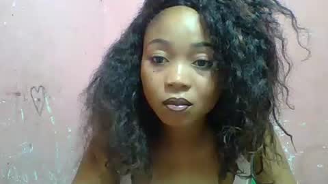 estelah20 online show from December 1, 4:17 am