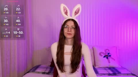 Ester online show from December 22, 10:15 pm