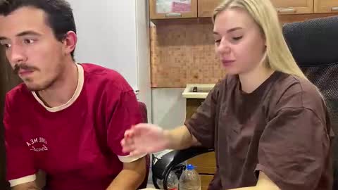 Snapshot of ester_vixen chatting on October 5, 7:01 pm Ester online show from October 5, 7:01 pm