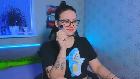 Snapshot of esterplayful chatting on November 22, 6:56 am EsterPlayful online show from November 22, 6:56 am