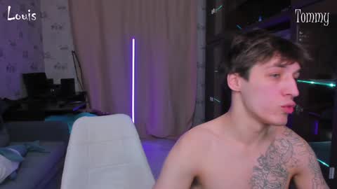 LOUIS online show from December 22, 3:11 am