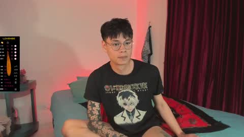 Esteban online show from November 2, 2:03 am