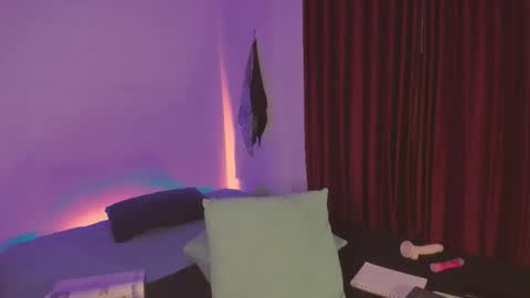 Esteban online show from November 21, 1:15 am