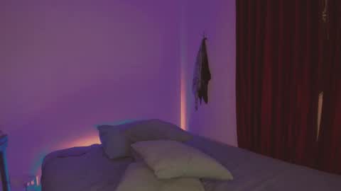 Esteban online show from November 30, 3:21 am