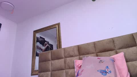 Estrella online show from January 30, 11:55 am