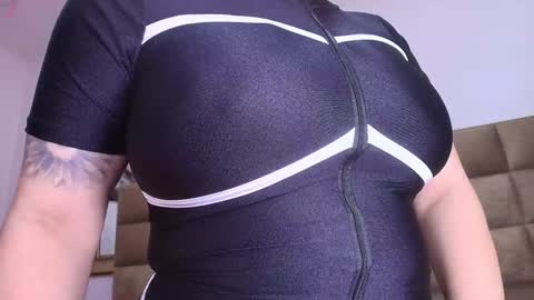 Estrella online show from February 1, 12:16 pm