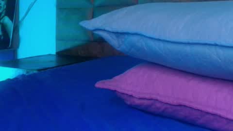 Estrella online show from November 8, 12:16 pm