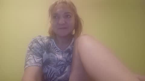 estrellawalters online show from December 1, 10:10 pm