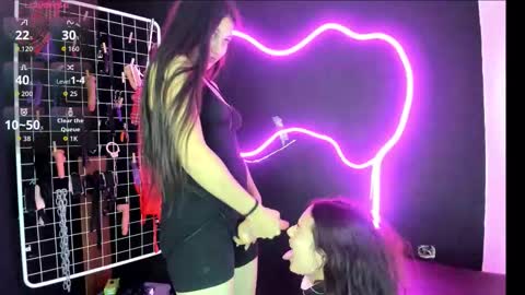 Cloe and Megan online show from November 6, 11:04 pm