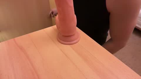 Snapshot of etat_on chatting on December 16, 12:48 am Tom online show from December 16, 12:48 am