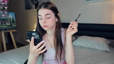 Mary online show from January 24, 7:30 am