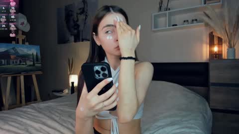 Mary online show from February 2, 7:20 am