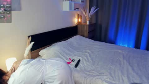 Mary online show from February 2, 1:30 pm