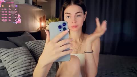 Mary online show from October 7, 8:11 am