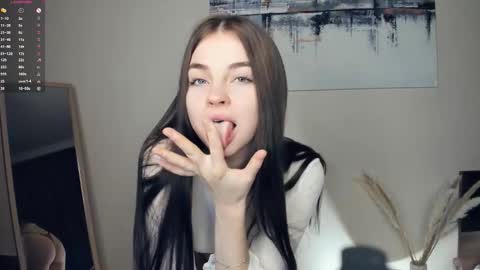 Mary online show from November 30, 7:45 am