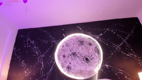 Snapshot of ethaancox chatting on February 3, 12:47 am ethaancox online show from February 3, 12:47 am