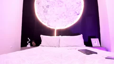 Snapshot of ethaancox chatting on March 1, 1:00 am ethaancox online show from March 1, 1:00 am