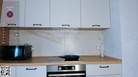 Elsa online show from March 12, 10:39 pm