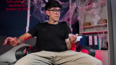 Etham online show from October 16, 11:11 am