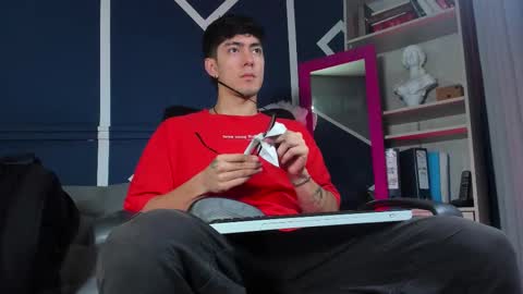 Etham online show from November 29, 11:24 am