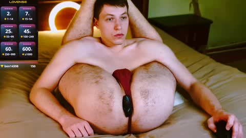 Snapshot of ethan7inches chatting on December 13, 1:48 am Ethan online show from December 13, 1:48 am