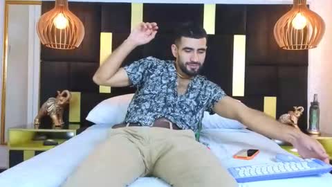 Ethan online show from November 6, 7:37 pm