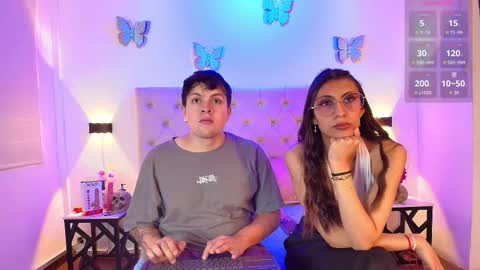 ethan_abby_ online show from November 5, 7:03 pm