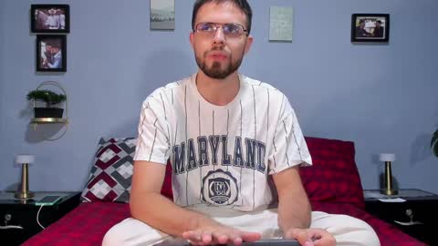 ADAM TAYLOR  ETHAN CAMBAL INDEPENDENT MODELS online show from February 7, 12:42 am