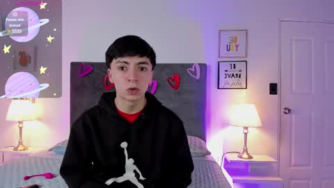 Snapshot of ethan_and_ava chatting on February 19, 1:39 pm ethan and ava online show from February 19, 1:39 pm