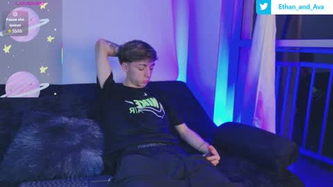 Snapshot of ethan_and_ava chatting on October 16, 2:34 am ethan and ava online show from October 16, 2:34 am