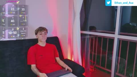 Snapshot of ethan_and_ava chatting on October 20, 2:12 am ethan and ava online show from October 20, 2:12 am
