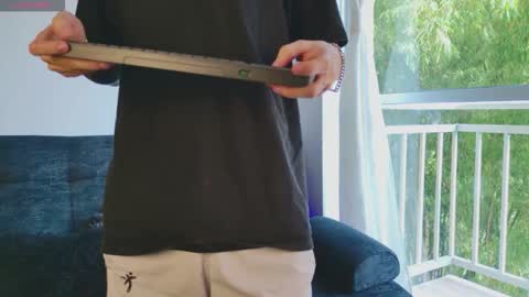 Snapshot of ethan_and_ava chatting on November 7, 1:00 pm ethan and ava online show from November 7, 1:00 pm