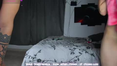 Snapshot of ethan_chloee chatting on December 15, 7:13 am Chloe Ethan online show from December 15, 7:13 am