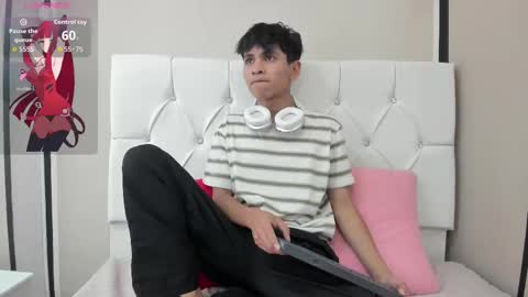 Ethan online show from September 22, 9:39 pm